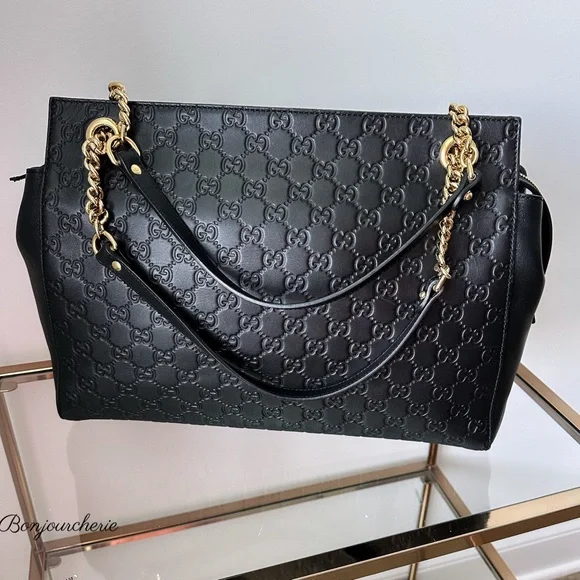 Gucci Black Leather Shoulder Bag - Picture 4 of 17